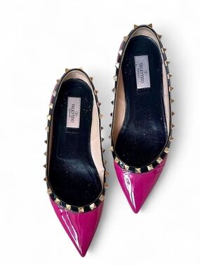 Valentino Patent Pointed Toe Rockstud Flats in Fuchsia Pink